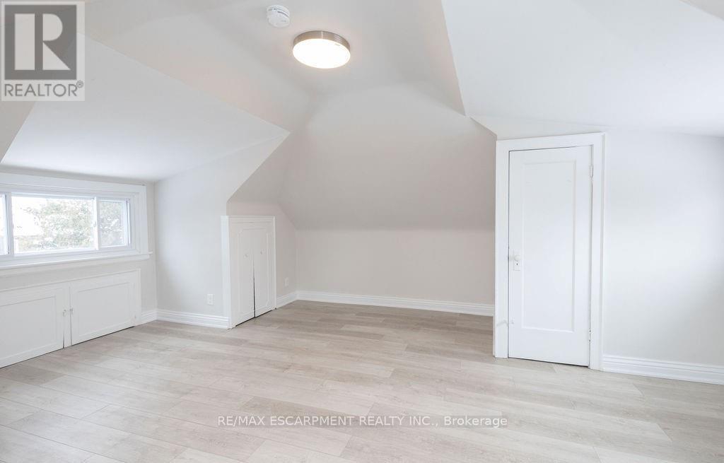 2 - 22 Prospect Street S, Hamilton, Ontario  L8M 2Z1 - Photo 37 - X12710926