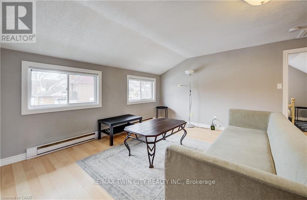 151 Courtland Avenue E, Kitchener, Ontario  N2G 2V2 - Photo 27 - X12710944