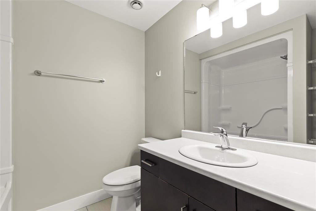 13 555 Main Street, Steinbach, Manitoba R5G 2N3 - Photo 12 - 202600478