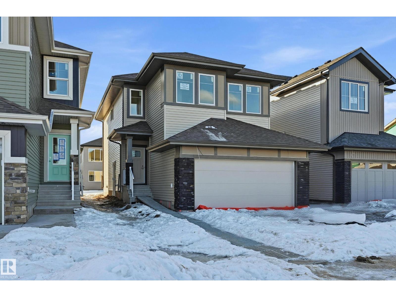 4020 207 ST NW, edmonton, Alberta