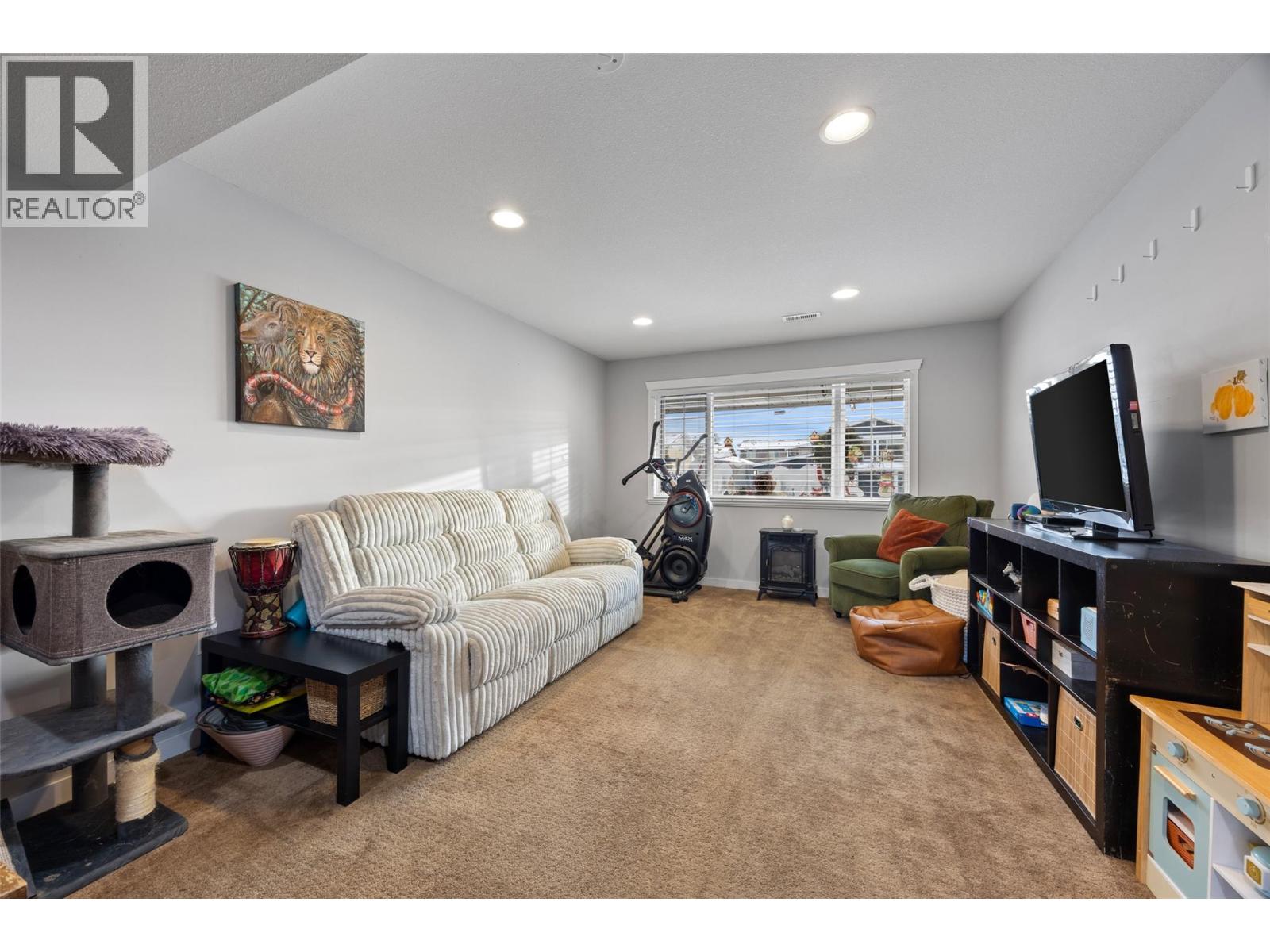 760 Bissette Road, Kamloops, British Columbia  V2B 8H7 - Photo 27 - 10372274