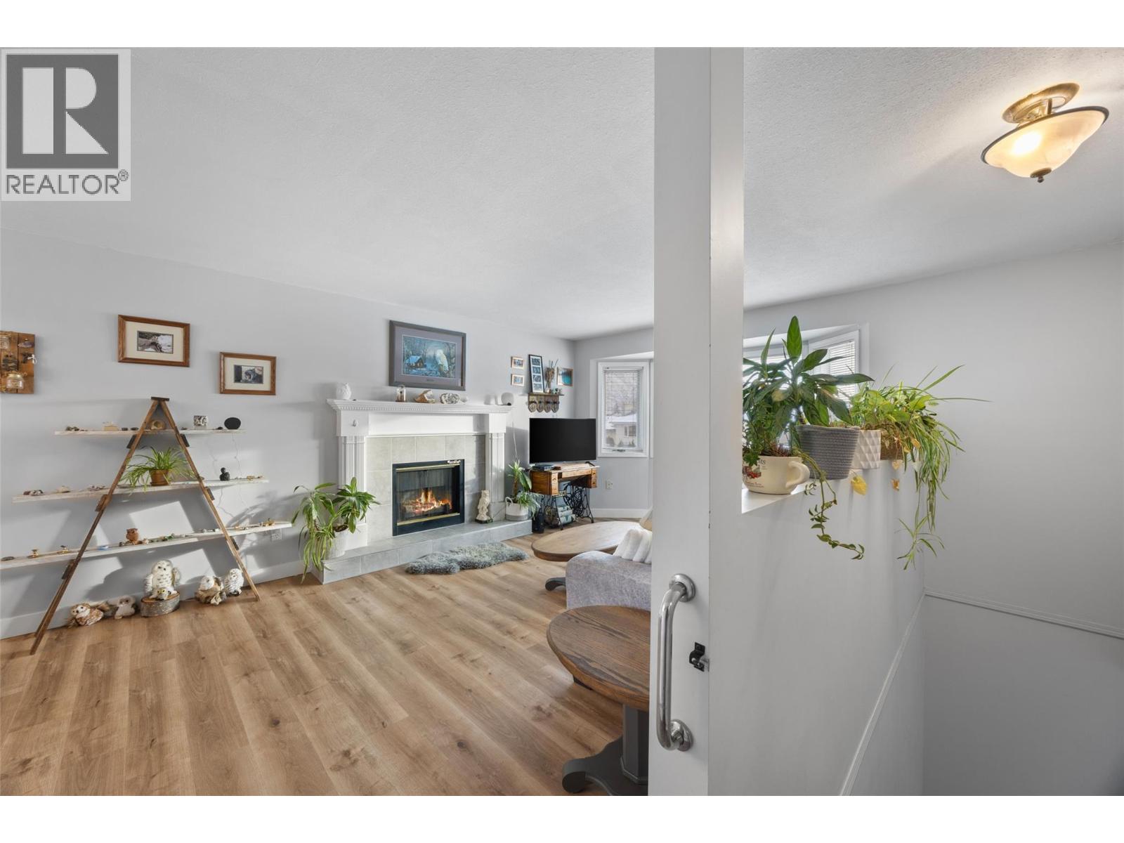 760 Bissette Road, Kamloops, British Columbia  V2B 8H7 - Photo 9 - 10372274