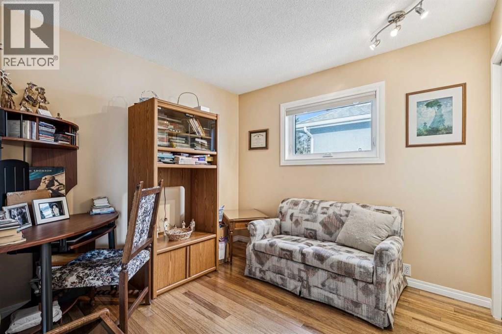 181 Woodford Drive Sw, Calgary, Alberta  T2W 4C2 - Photo 29 - A2277176