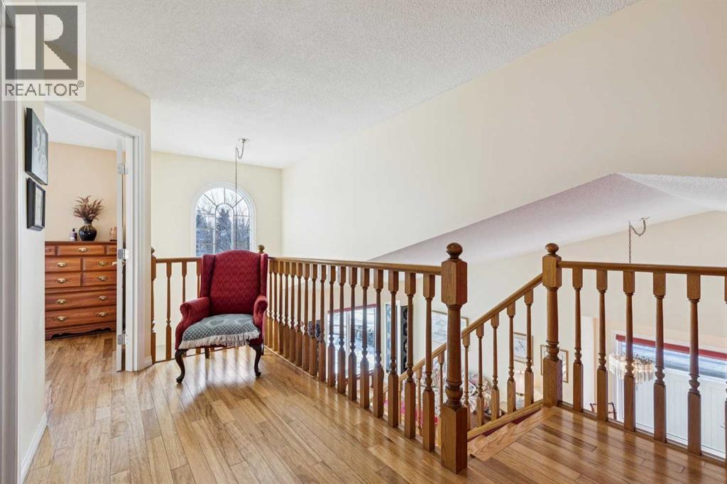 181 Woodford Drive Sw, Calgary, Alberta  T2W 4C2 - Photo 22 - A2277176