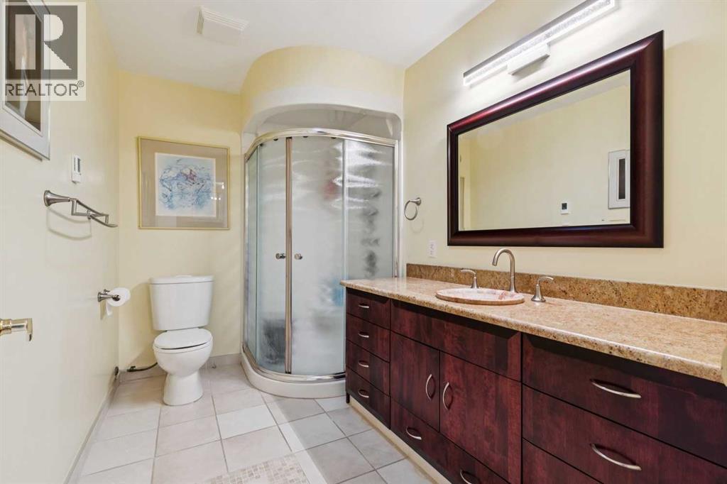 181 Woodford Drive Sw, Calgary, Alberta  T2W 4C2 - Photo 27 - A2277176