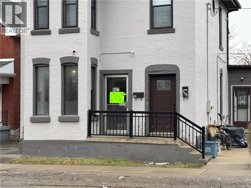 507 Colborne Street, Brantford, Ontario  N3S 3P3 - Photo 2 - 40797315