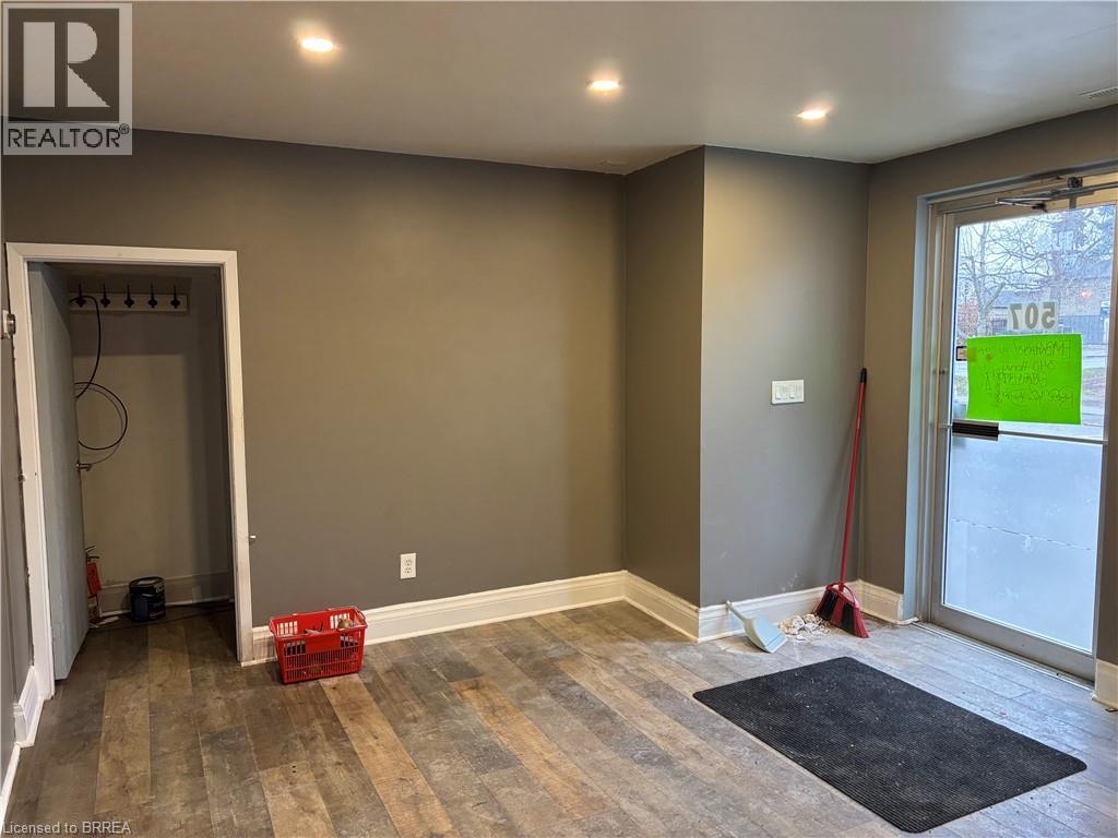 507 Colborne Street, Brantford, Ontario  N3S 3P3 - Photo 3 - 40797315
