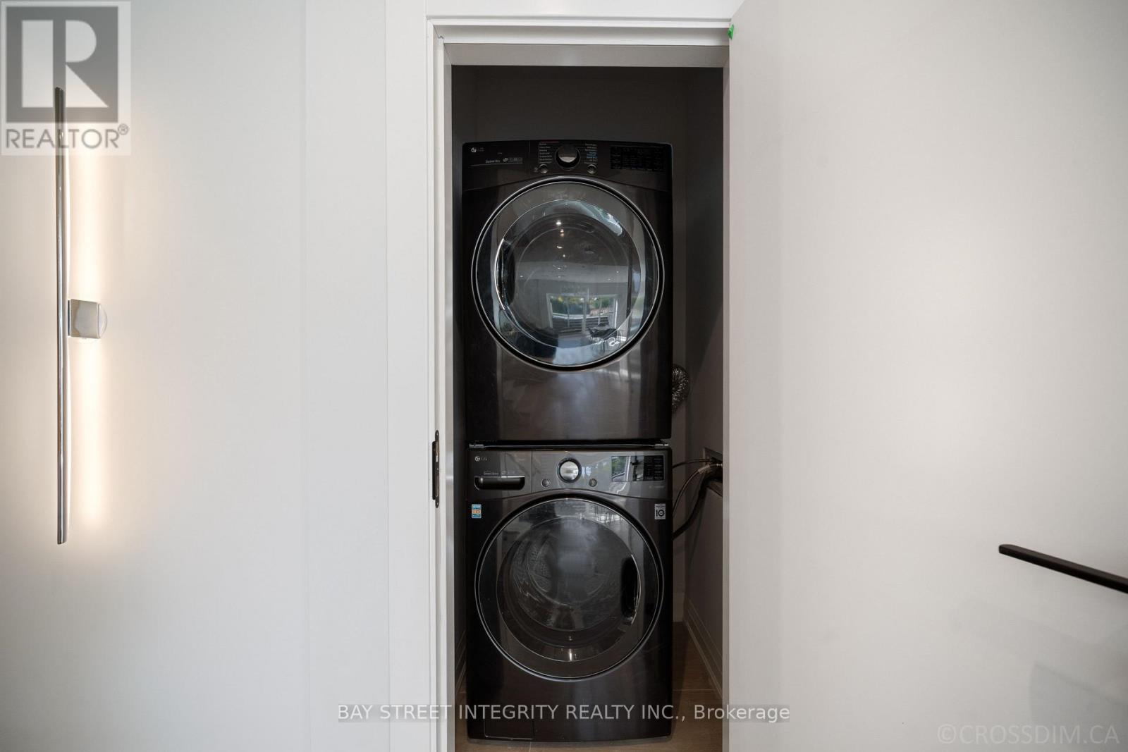 207 Ellerslie Avenue, Toronto (Willowdale West), Ontario  M2N 1Y3 - Photo 41 - C12459839