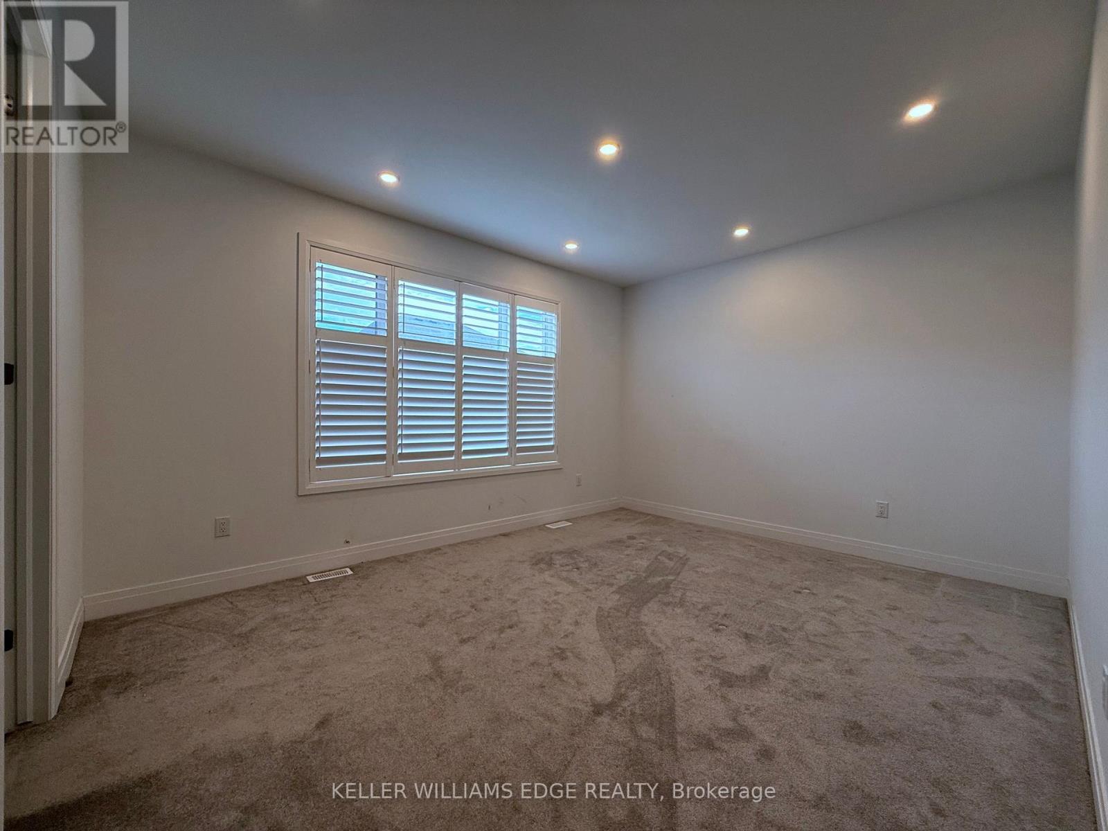 Upper - 470 Violet Gate, Milton, Ontario  L9E 1X3 - Photo 18 - W12410973