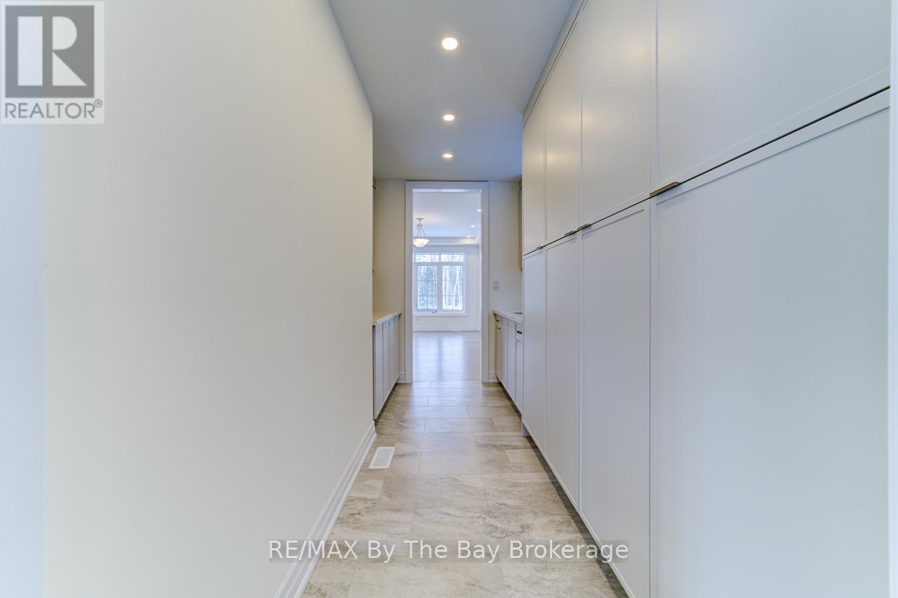 186 Mapleside Drive, Wasaga Beach, Ontario  L9Z 0L4 - Photo 15 - S12711090