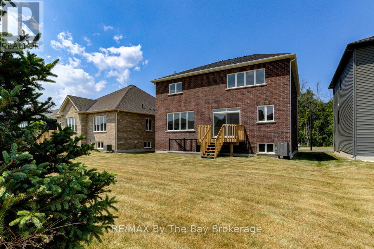 186 Mapleside Drive, Wasaga Beach, Ontario  L9Z 0L4 - Photo 41 - S12711090
