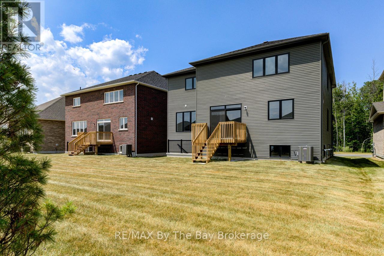 182 Mapleside Drive, Wasaga Beach, Ontario  L9Z 0L4 - Photo 38 - S12711098