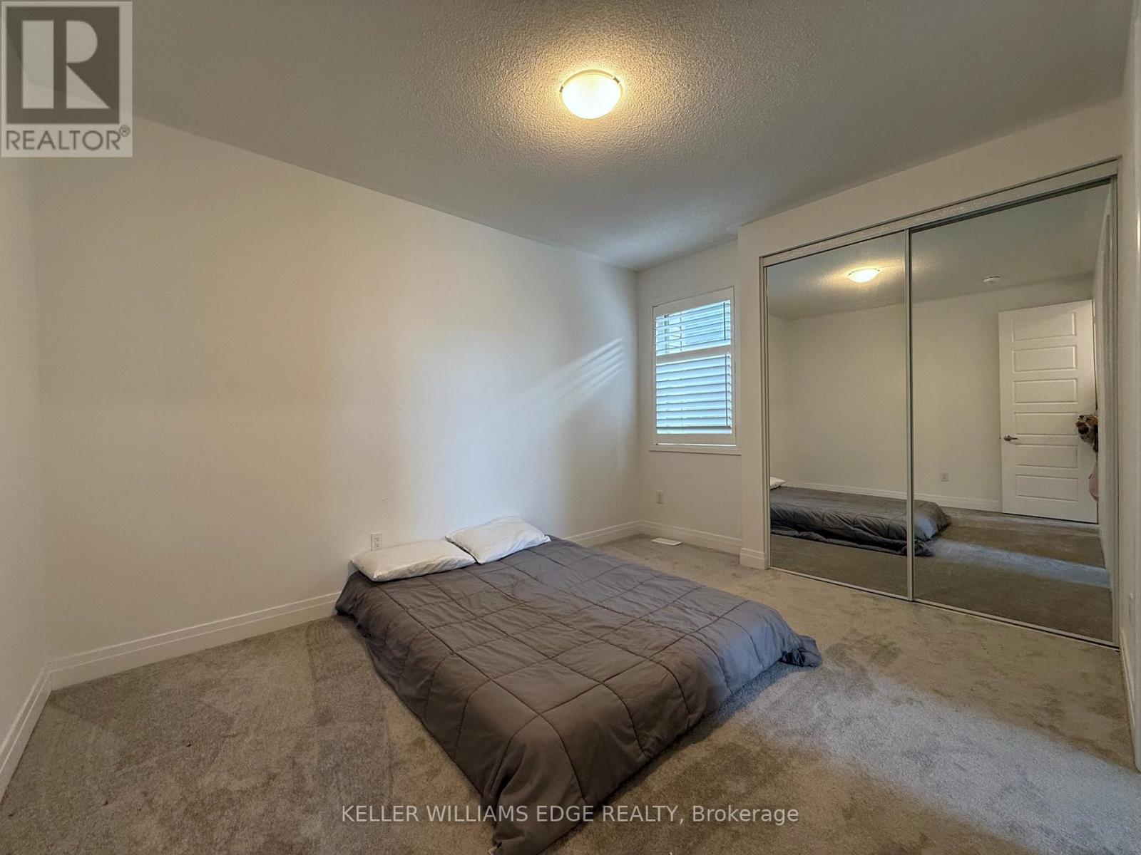 Upper - 470 Violet Gate, Milton, Ontario  L9E 1X3 - Photo 13 - W12410973