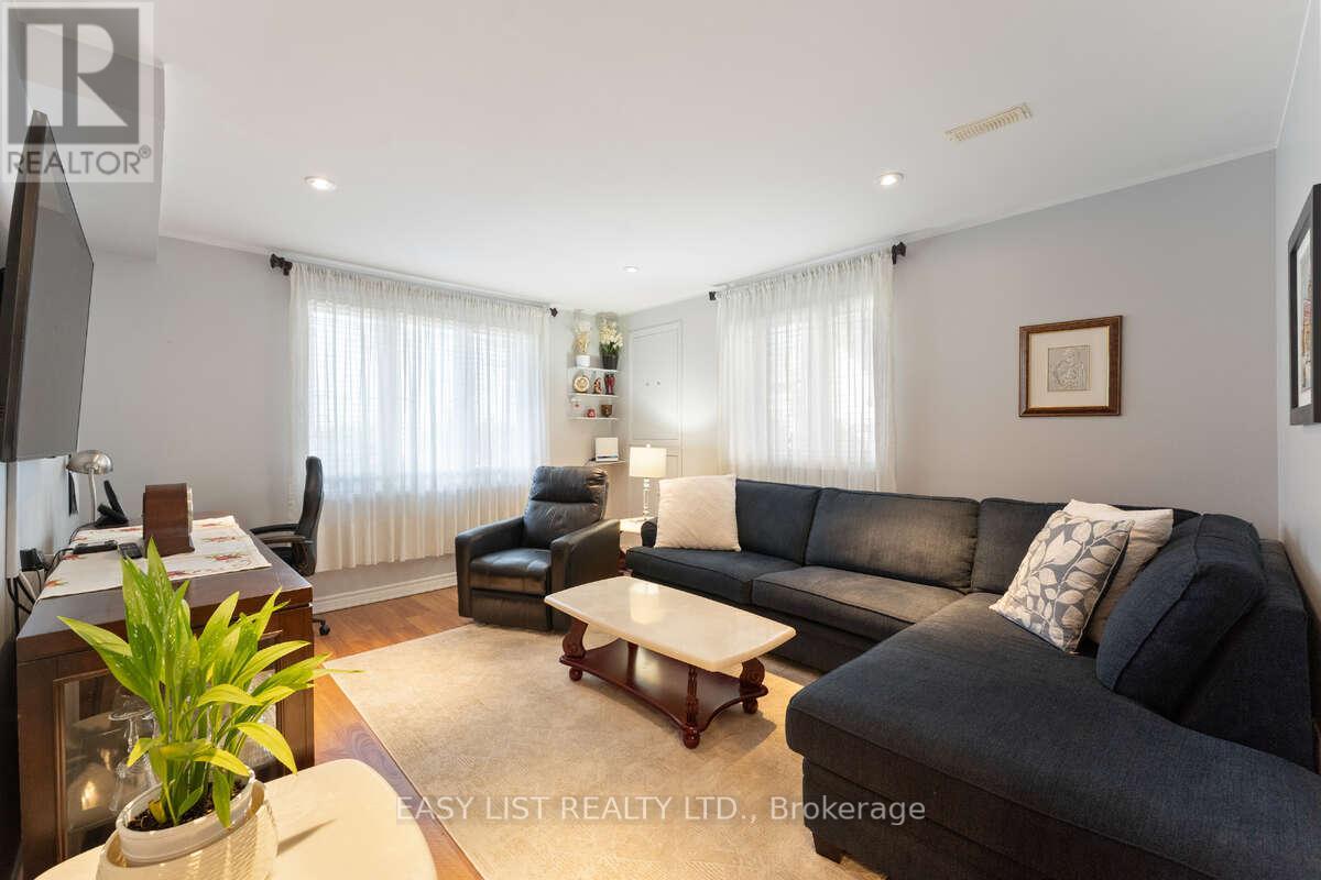 82 Margaret Avenue, Hamilton, Ontario  L8G 3G5 - Photo 38 - X12445115