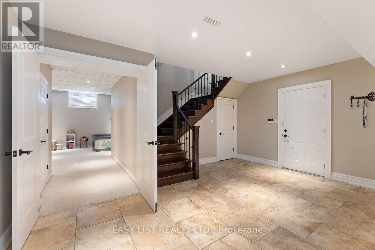 82 Margaret Avenue, Hamilton, Ontario  L8G 3G5 - Photo 44 - X12445115