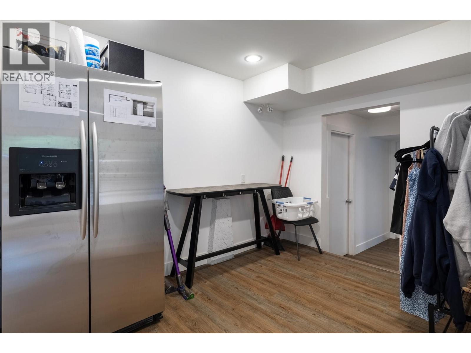 4265 Lakeshore Road, Kelowna, British Columbia  V1W 1W2 - Photo 26 - 10373099