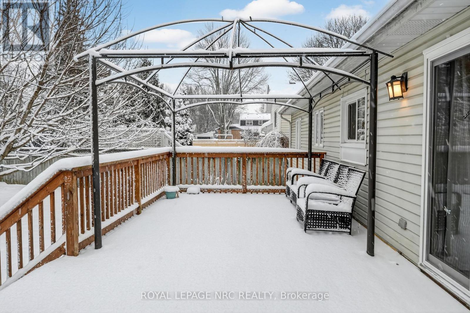 210 Gorham Road, Fort Erie, Ontario  L0S 1N0 - Photo 23 - X12711114