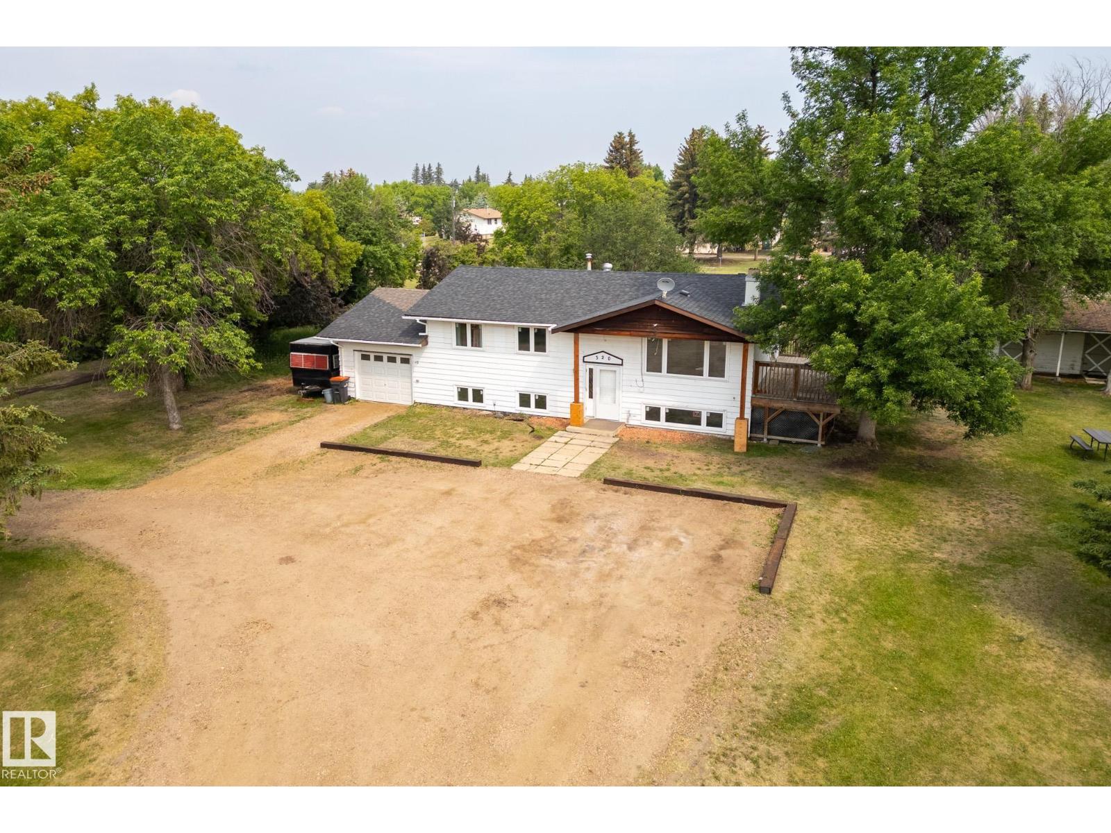 320 1 AV, thorhild, Alberta