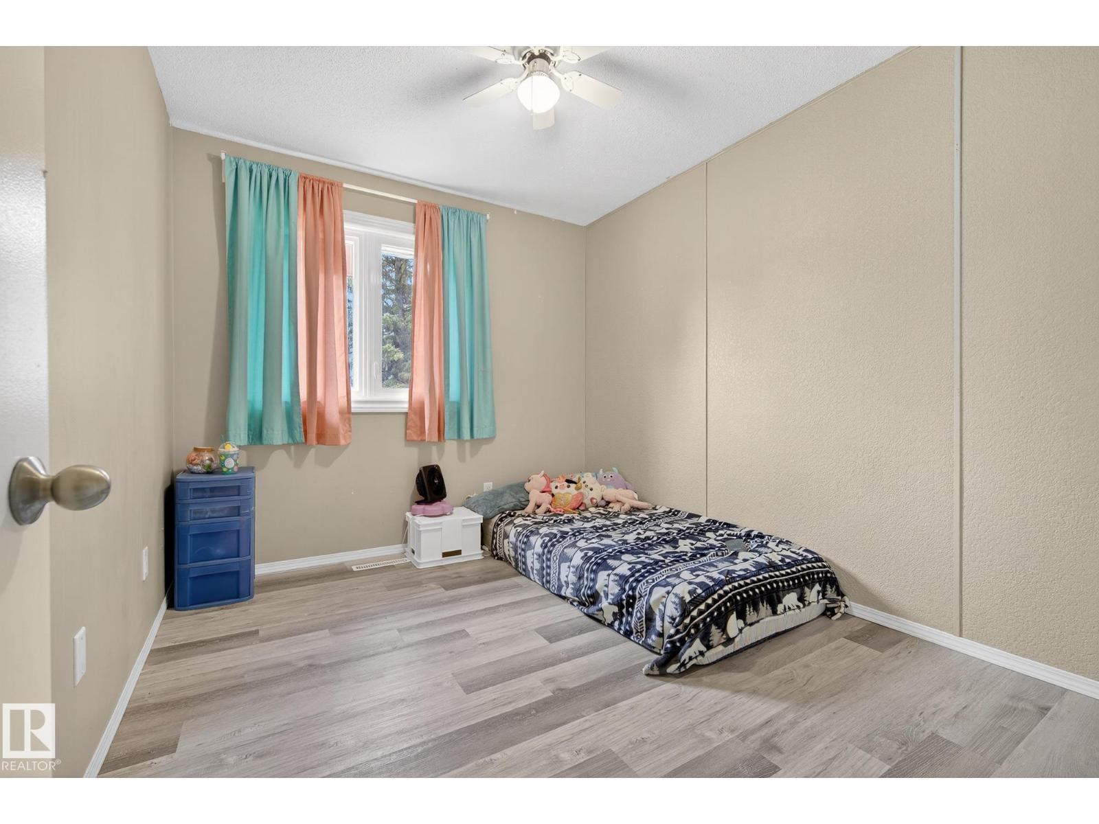 320 1 Av, Thorhild, Alberta  T0A 3J0 - Photo 34 - E4470512