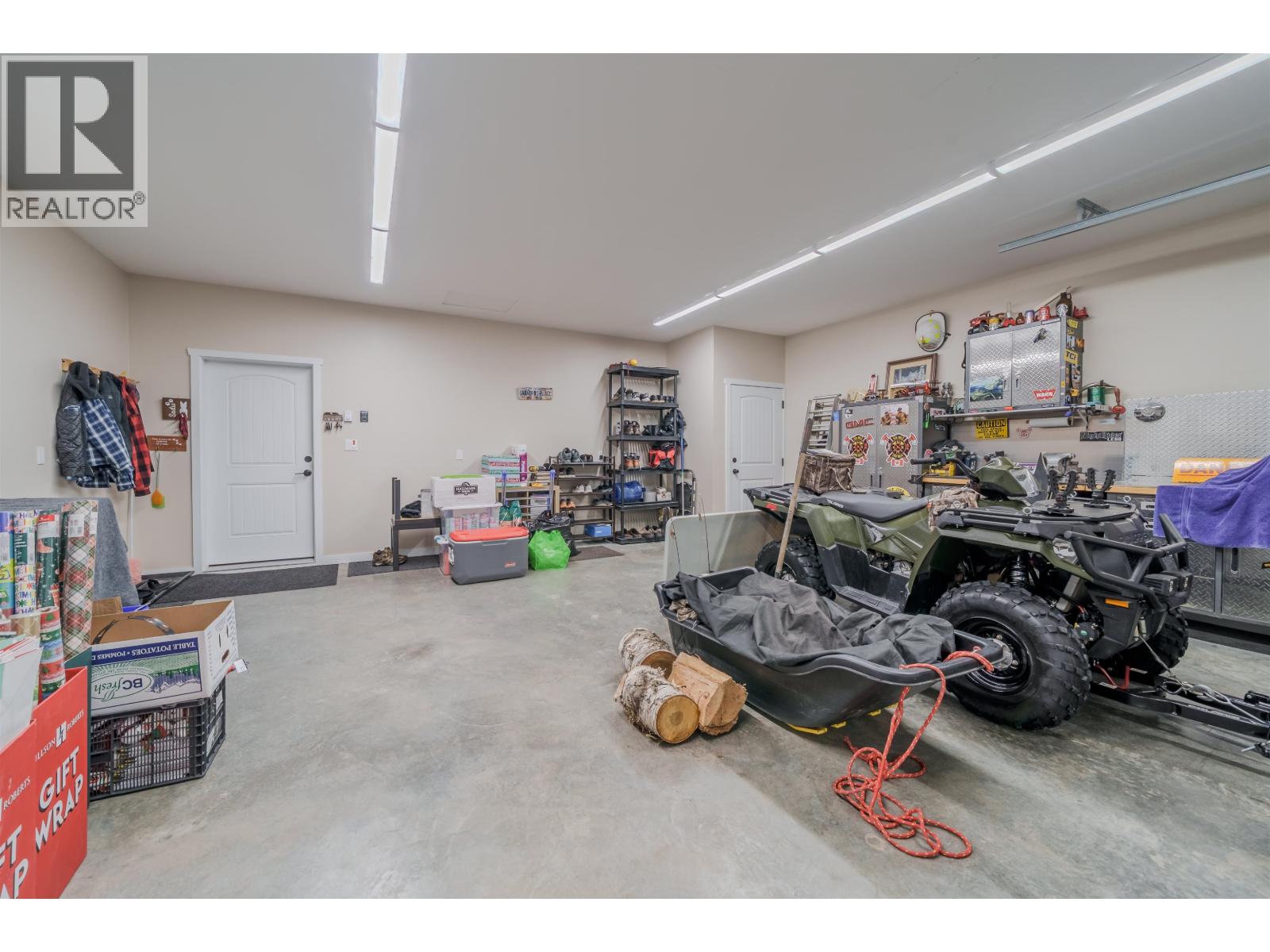 314 Sandhill Crescent, 100 Mile House, British Columbia  V0K 2E0 - Photo 33 - R3080409