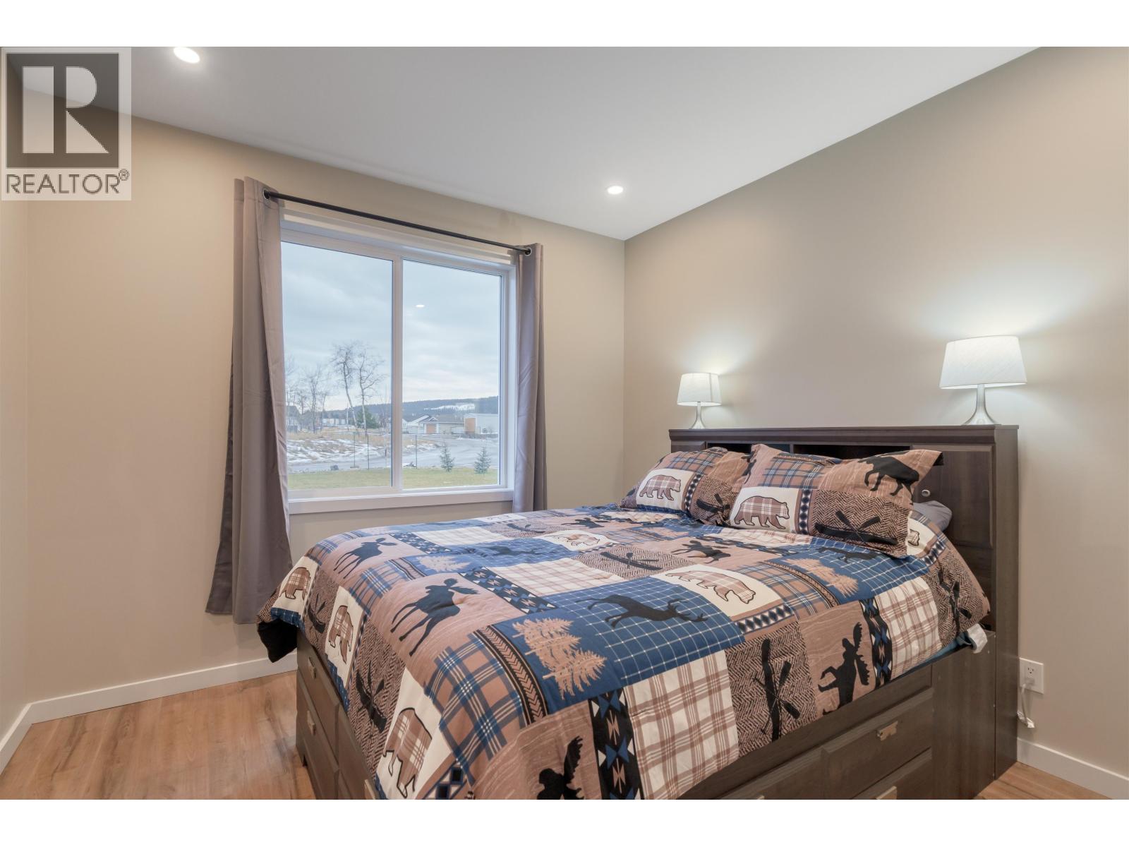 314 Sandhill Crescent, 100 Mile House, British Columbia  V0K 2E0 - Photo 13 - R3080409