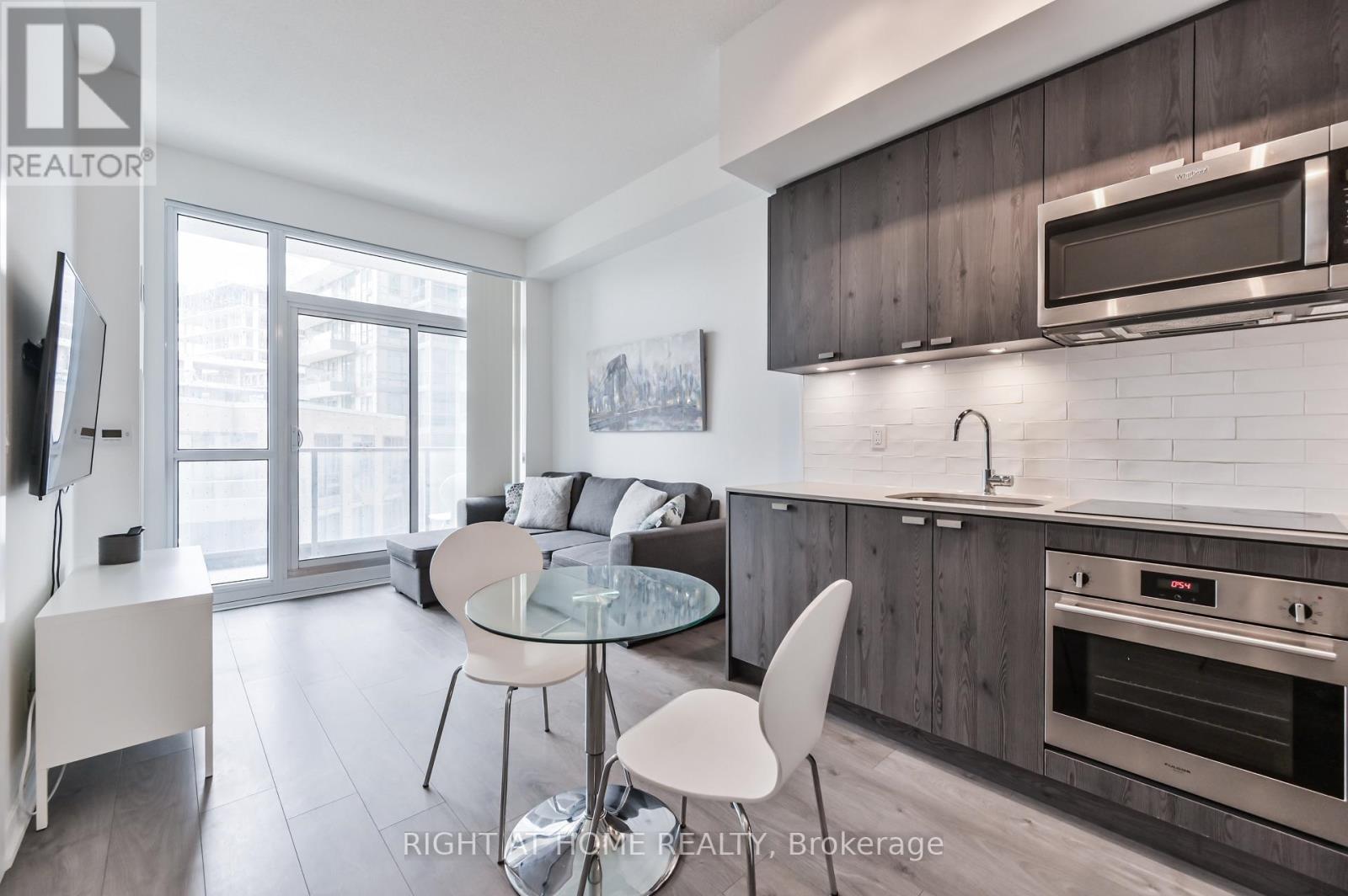 304 - 56 Forest Manor Road, Toronto, Ontario  M2J 1M6 - Photo 2 - C12711048