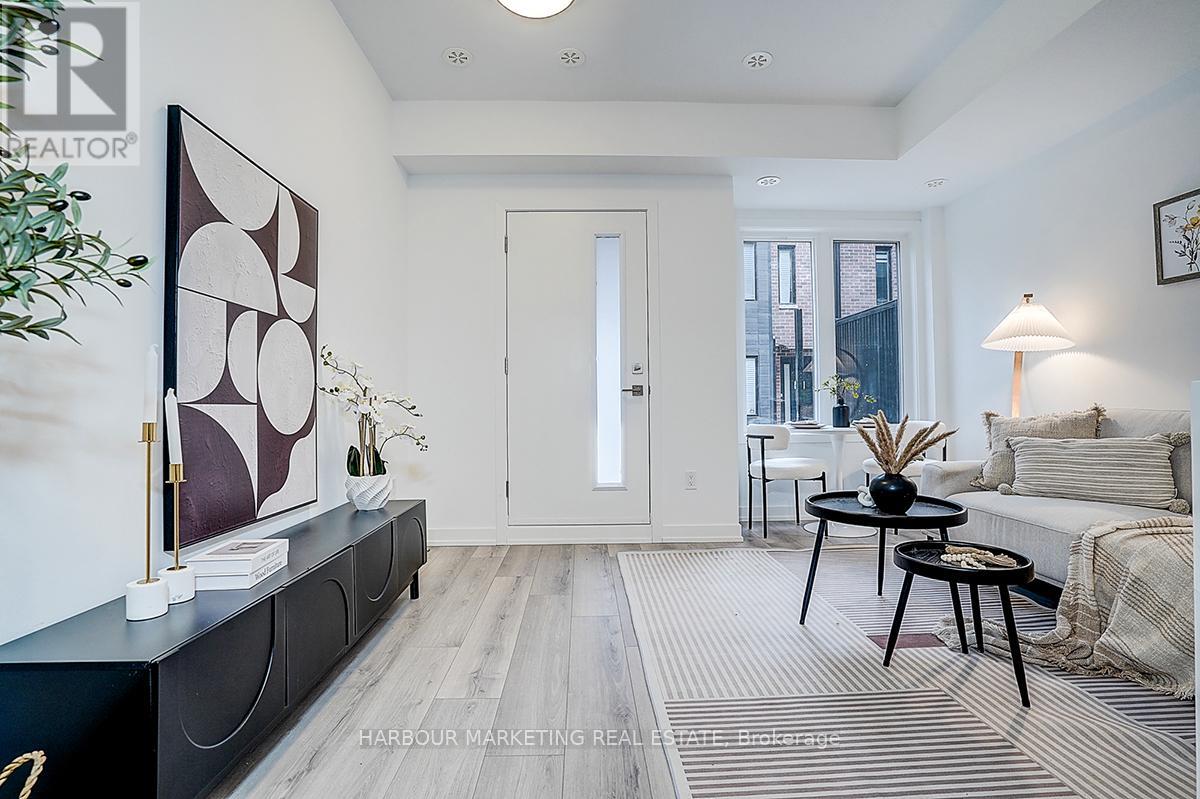 27 - 3079 Pharmacy Avenue, Toronto, Ontario  M1T 1H8 - Photo 16 - E12711000