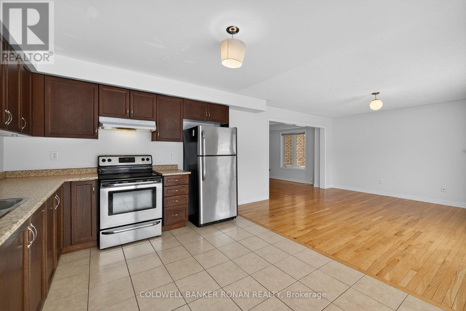 83 Swenson Street, New Tecumseth, Ontario  L9R 0K3 - Photo 12 - N12710996