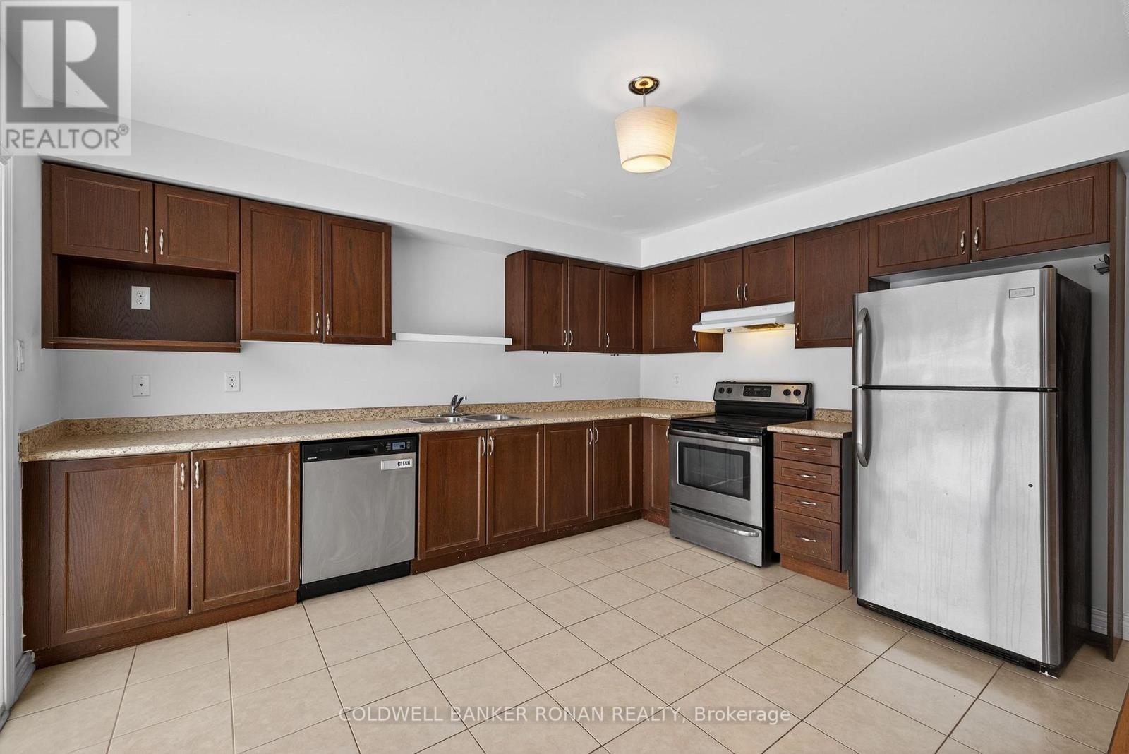 83 Swenson Street, New Tecumseth, Ontario  L9R 0K3 - Photo 8 - N12710996