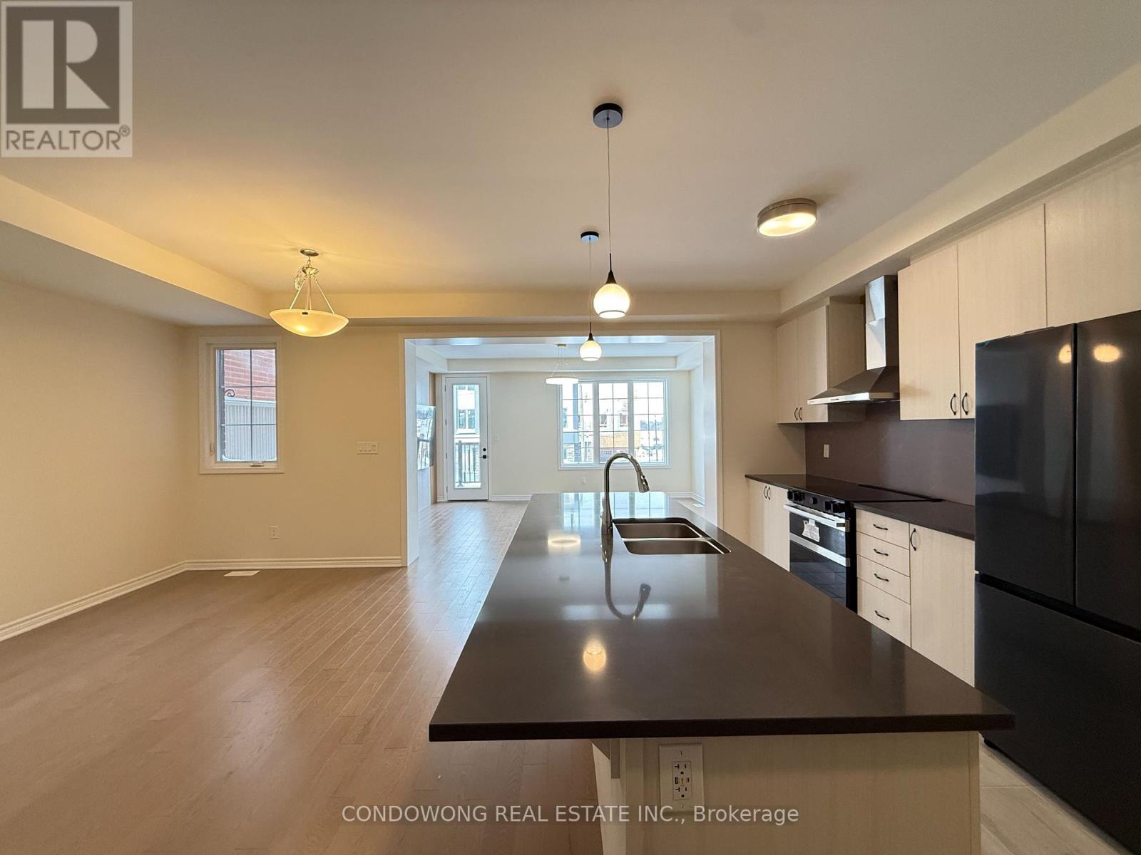 101 Avani Avenue, Markham, Ontario  L6C 3S6 - Photo 14 - N12711134