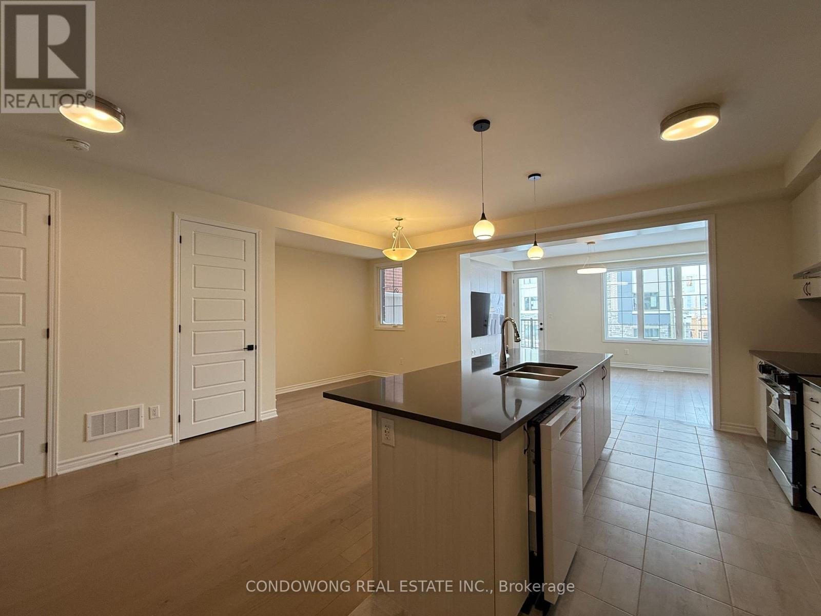 101 Avani Avenue, Markham, Ontario  L6C 3S6 - Photo 29 - N12711134