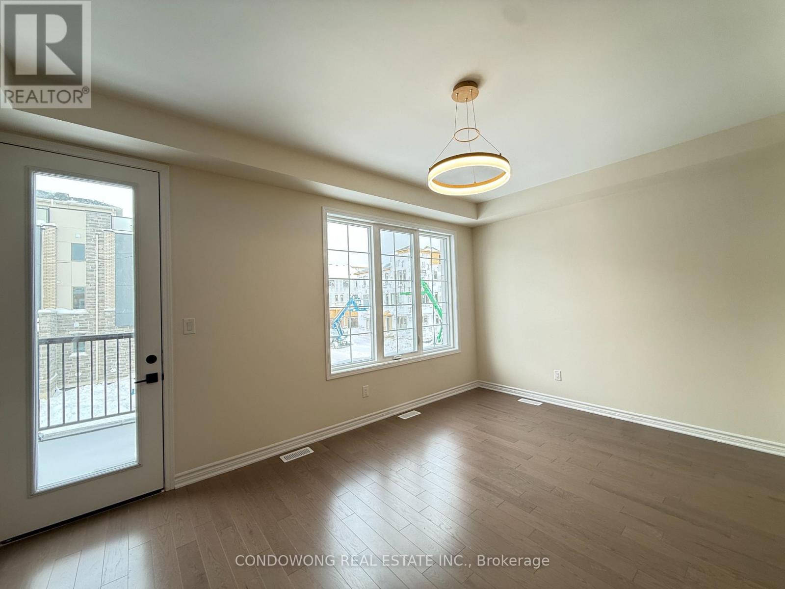 101 Avani Avenue, Markham, Ontario  L6C 3S6 - Photo 6 - N12711134