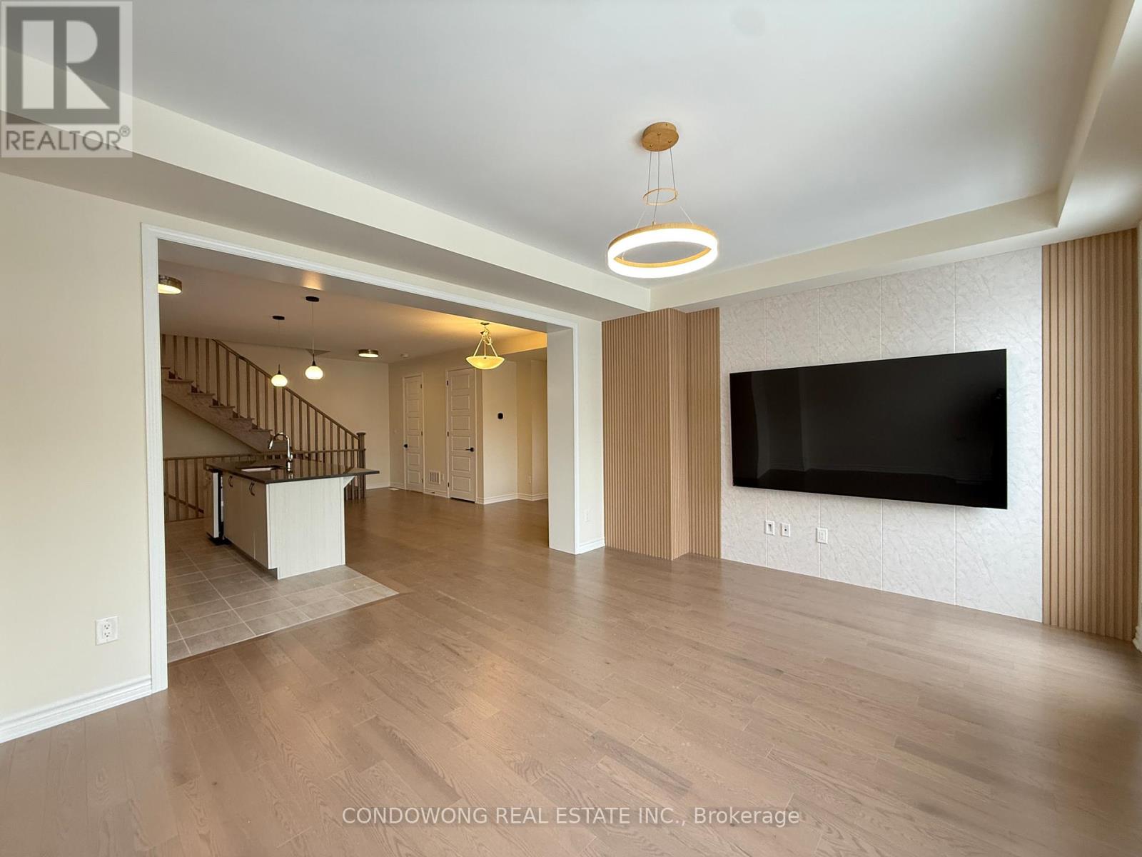 101 Avani Avenue, Markham, Ontario  L6C 3S6 - Photo 8 - N12711134