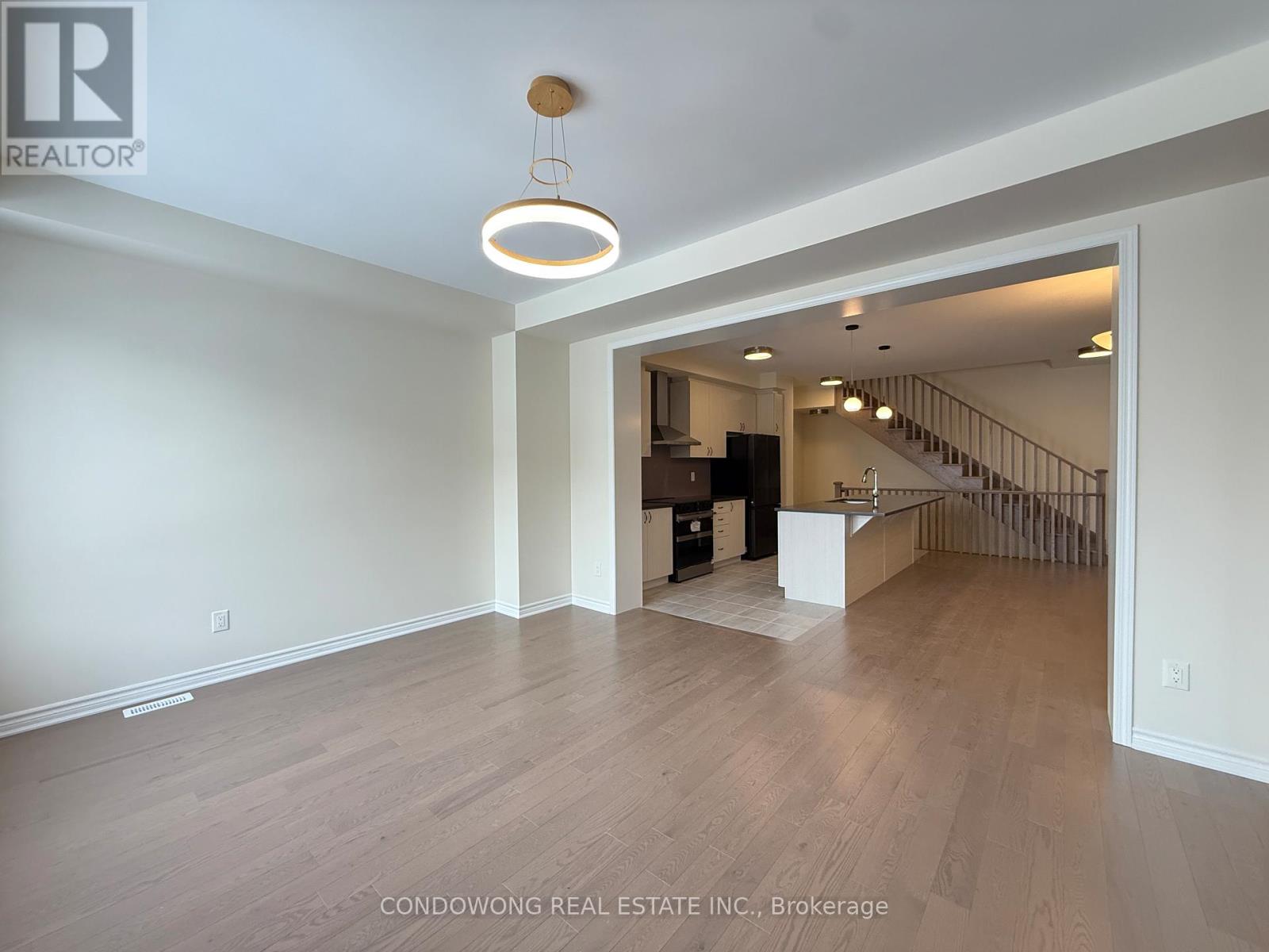 101 Avani Avenue, Markham, Ontario  L6C 3S6 - Photo 9 - N12711134