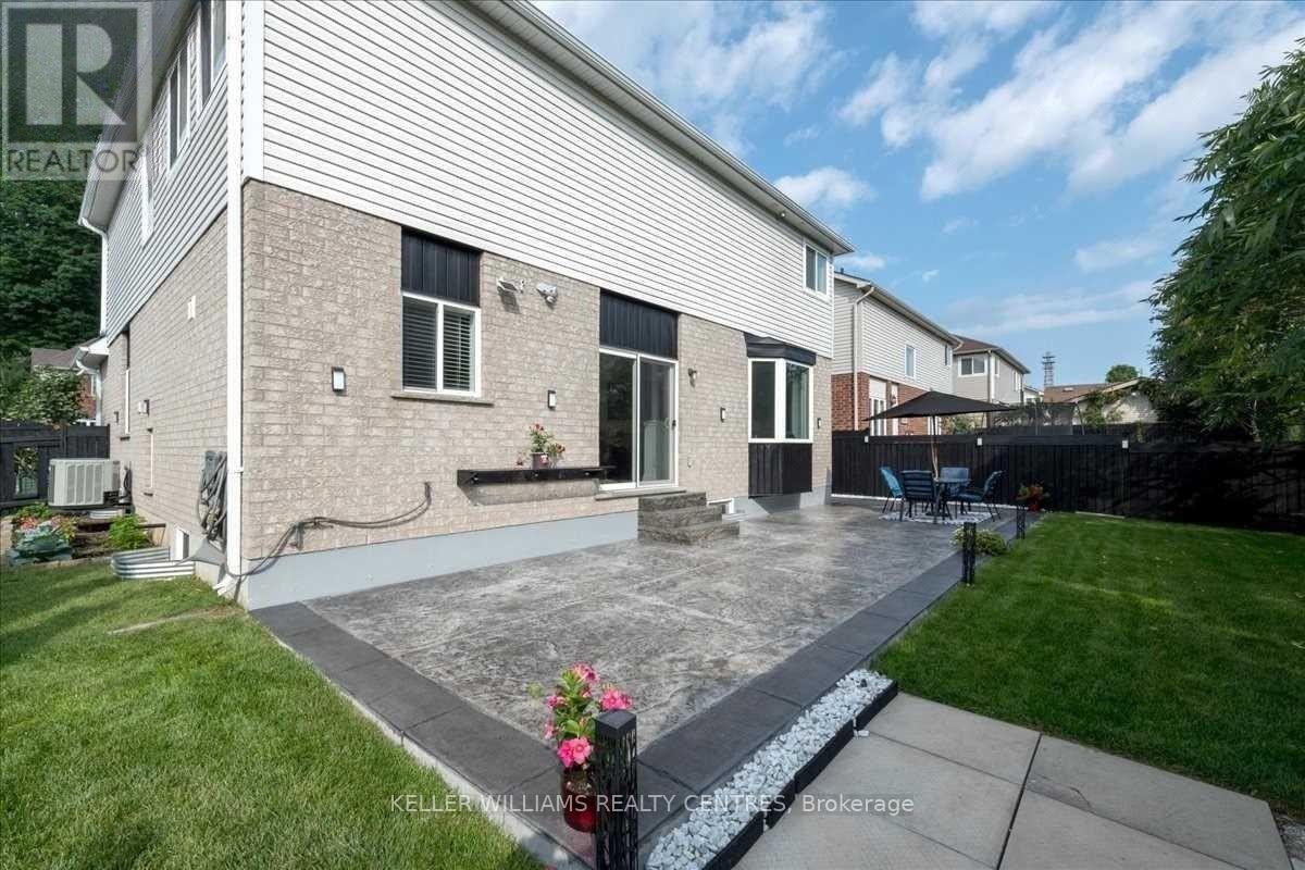 19 Thrushwood Drive, Barrie, Ontario  L4N 0Z1 - Photo 37 - S12711086