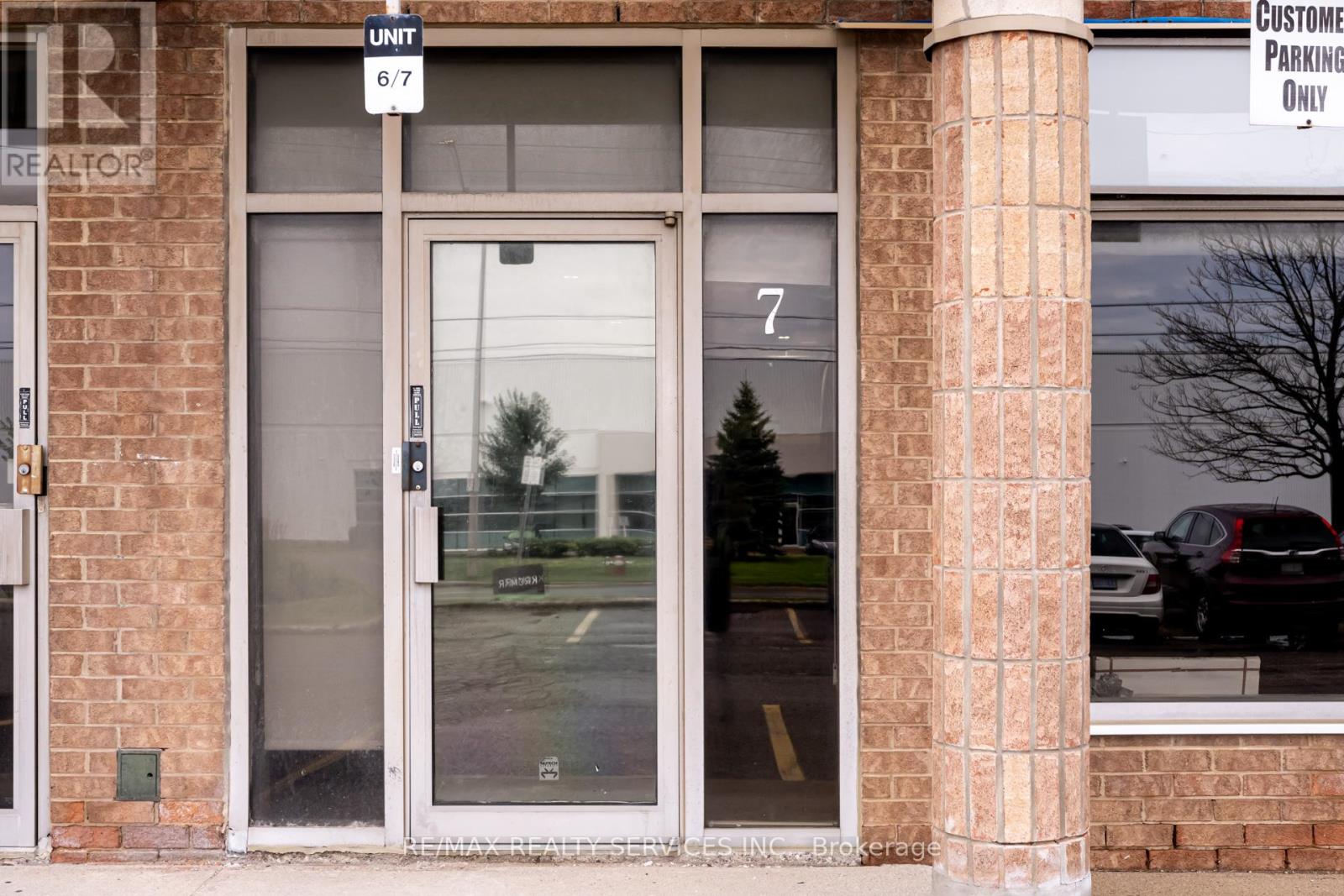 8 - 6660 Kennedy Road, Mississauga, Ontario  L5T 2M9 - Photo 3 - W12710984