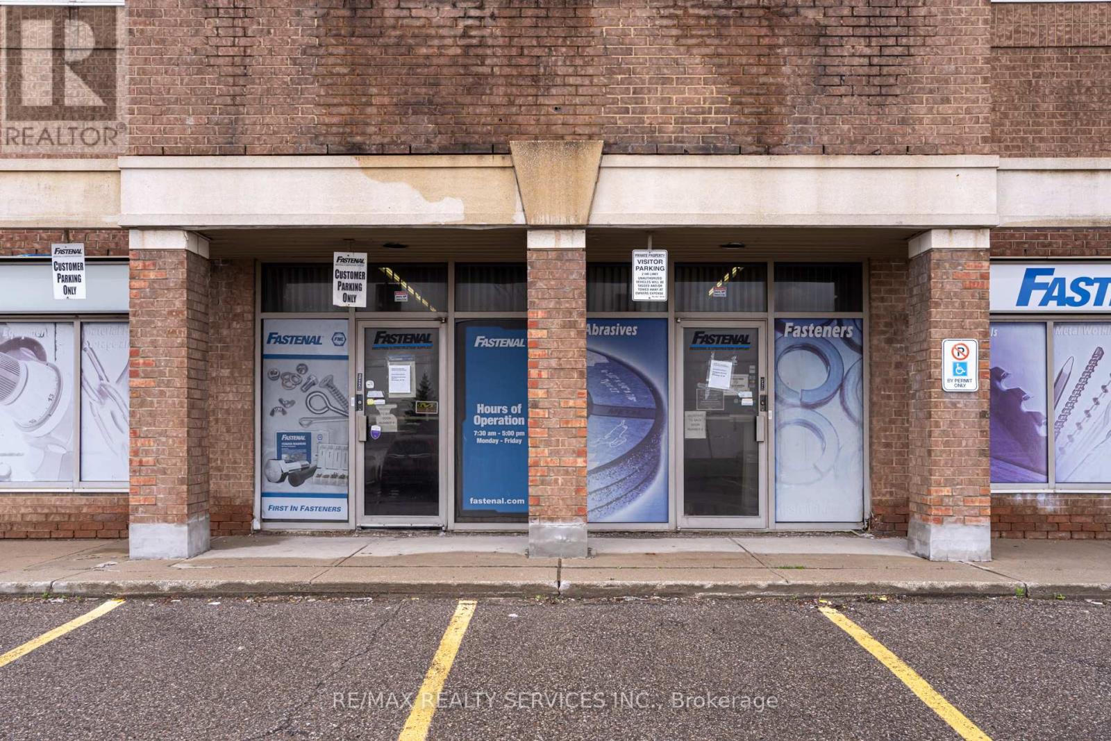 10 - 6660 Kennedy Road, Mississauga, Ontario  L5T 2M9 - Photo 3 - W12710992