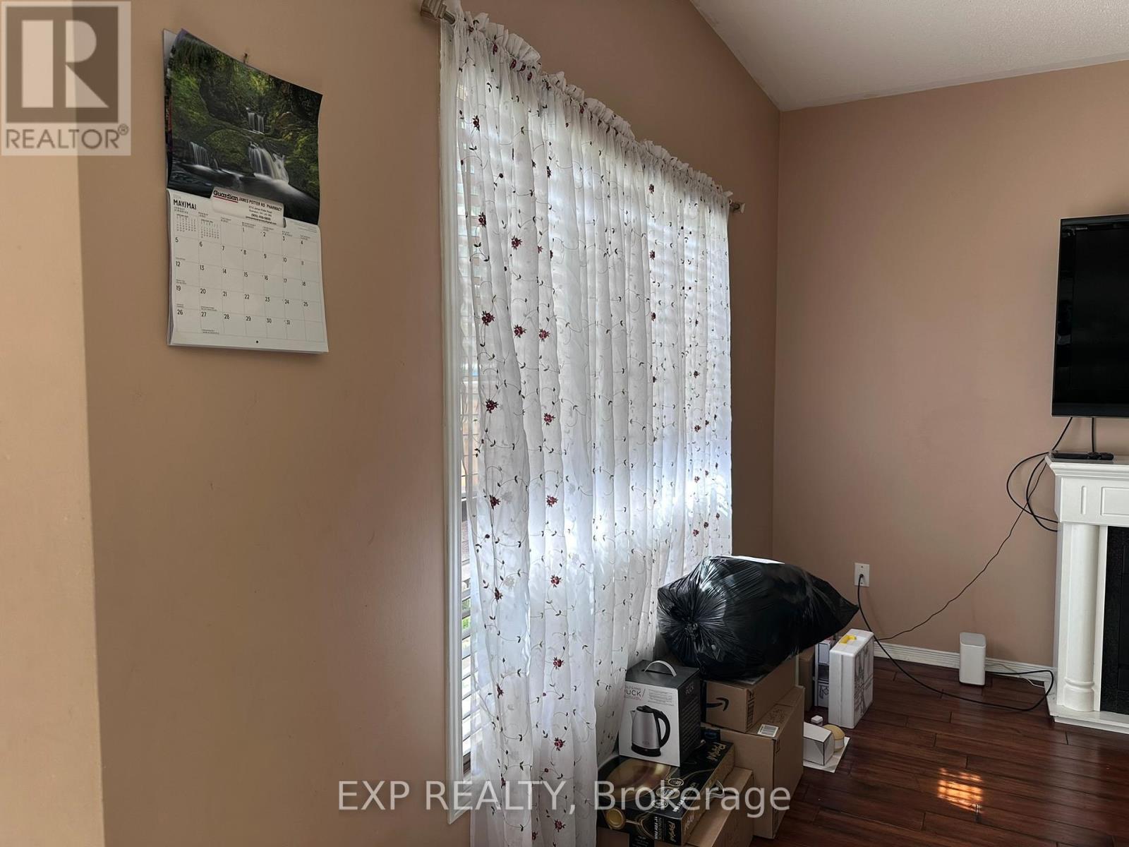 60 Oranmore Crescent, Brampton, Ontario  L6X 0K1 - Photo 10 - W12711022