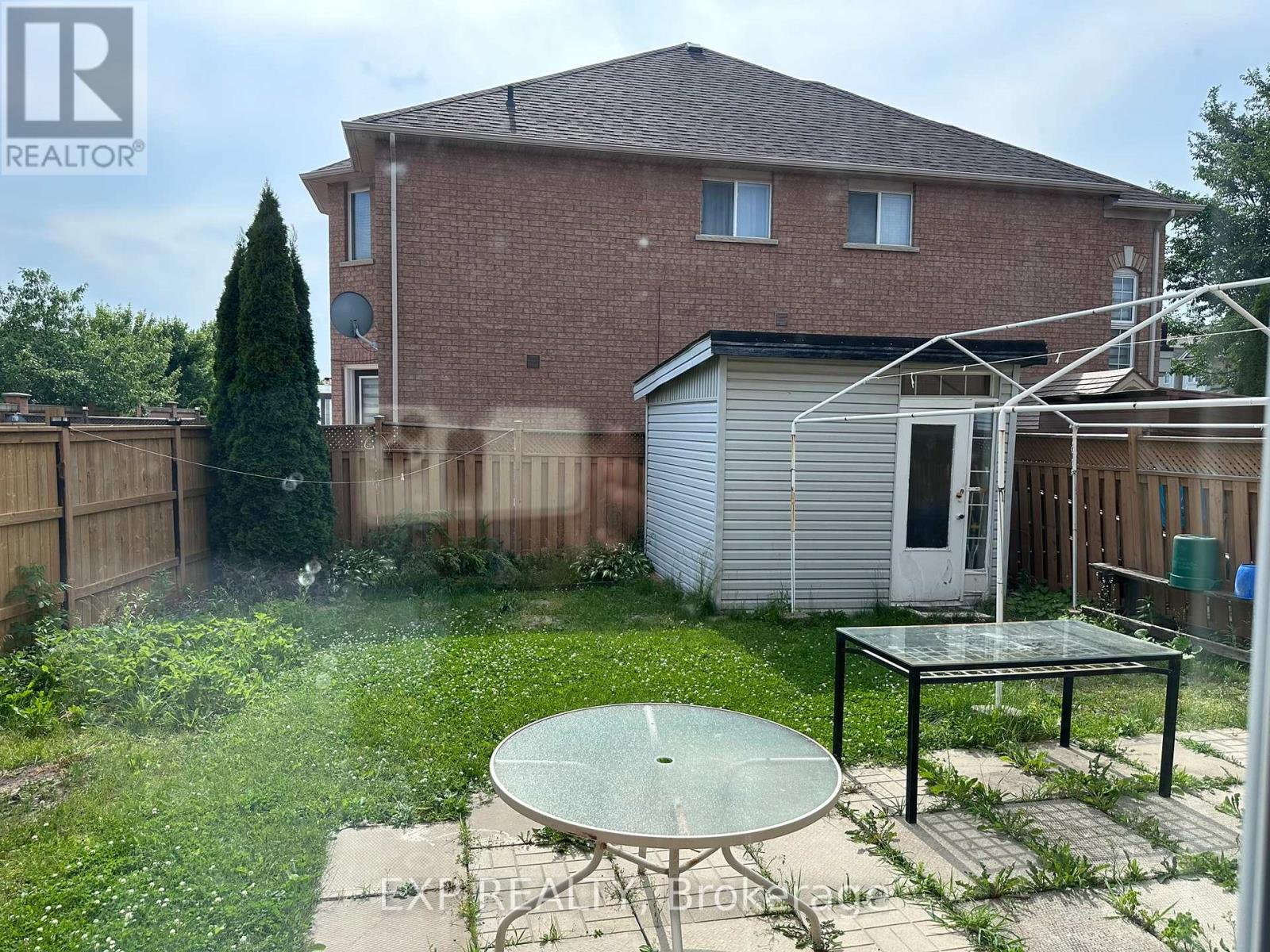 60 Oranmore Crescent, Brampton, Ontario  L6X 0K1 - Photo 11 - W12711022