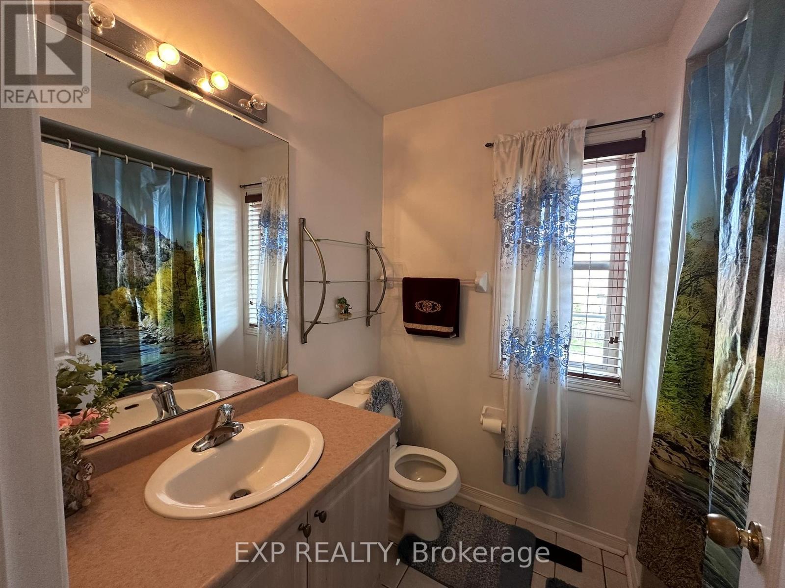 60 Oranmore Crescent, Brampton, Ontario  L6X 0K1 - Photo 14 - W12711022