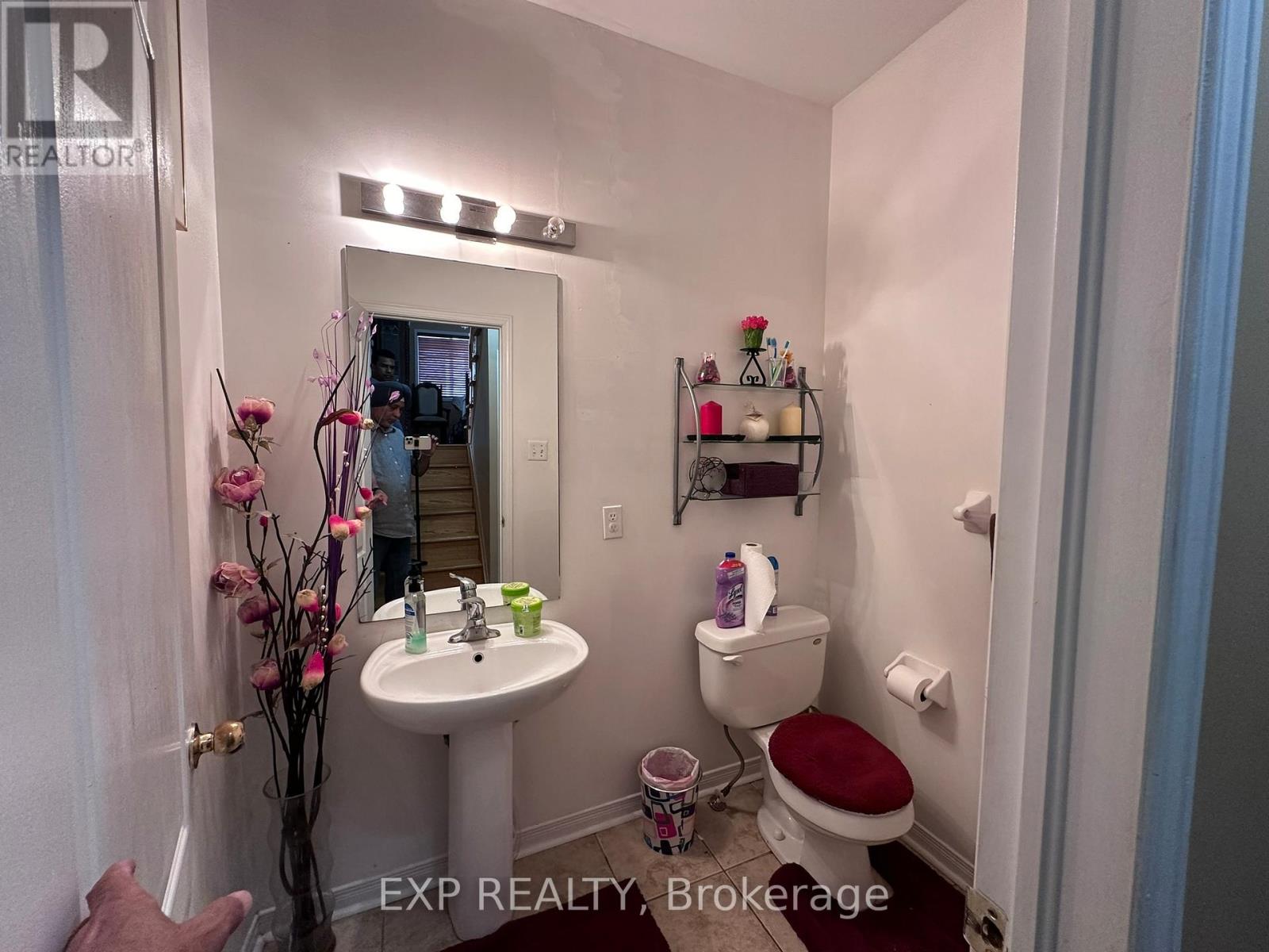 60 Oranmore Crescent, Brampton, Ontario  L6X 0K1 - Photo 19 - W12711022