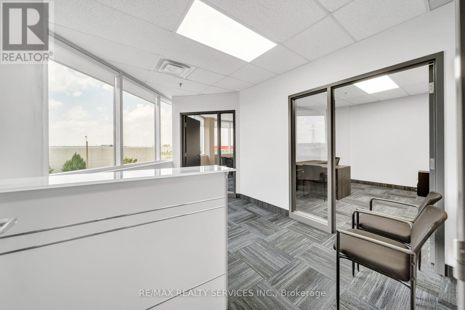 202 - 6660 Kennedy Road, Mississauga, Ontario  L5T 2M9 - Photo 15 - W12711030