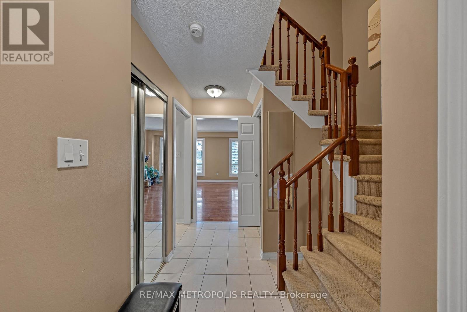 40b - 5305 Glen Erin Drive, Mississauga, Ontario  L5M 5N7 - Photo 8 - W12711060