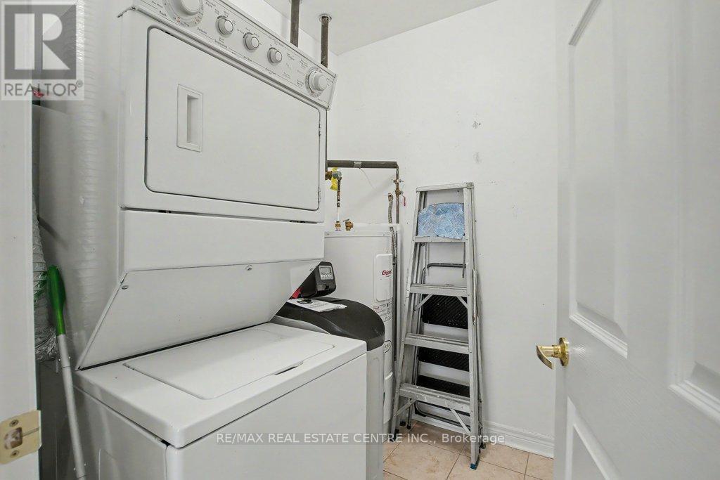 313 - 443 Centennial Forest Drive, Milton, Ontario  L9T 6A1 - Photo 21 - W12711102