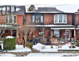9 WESTMINSTER AVENUE, Toronto, Ontario