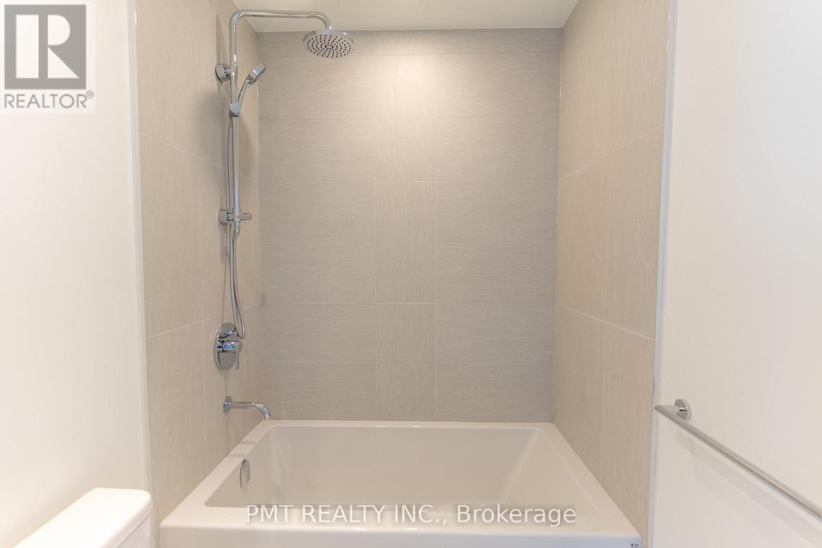 1008 - 28 Ann Street, Mississauga, Ontario  L5G 0E1 - Photo 16 - W12711110