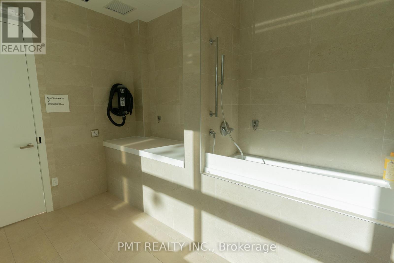 1008 - 28 Ann Street, Mississauga, Ontario  L5G 0E1 - Photo 22 - W12711110