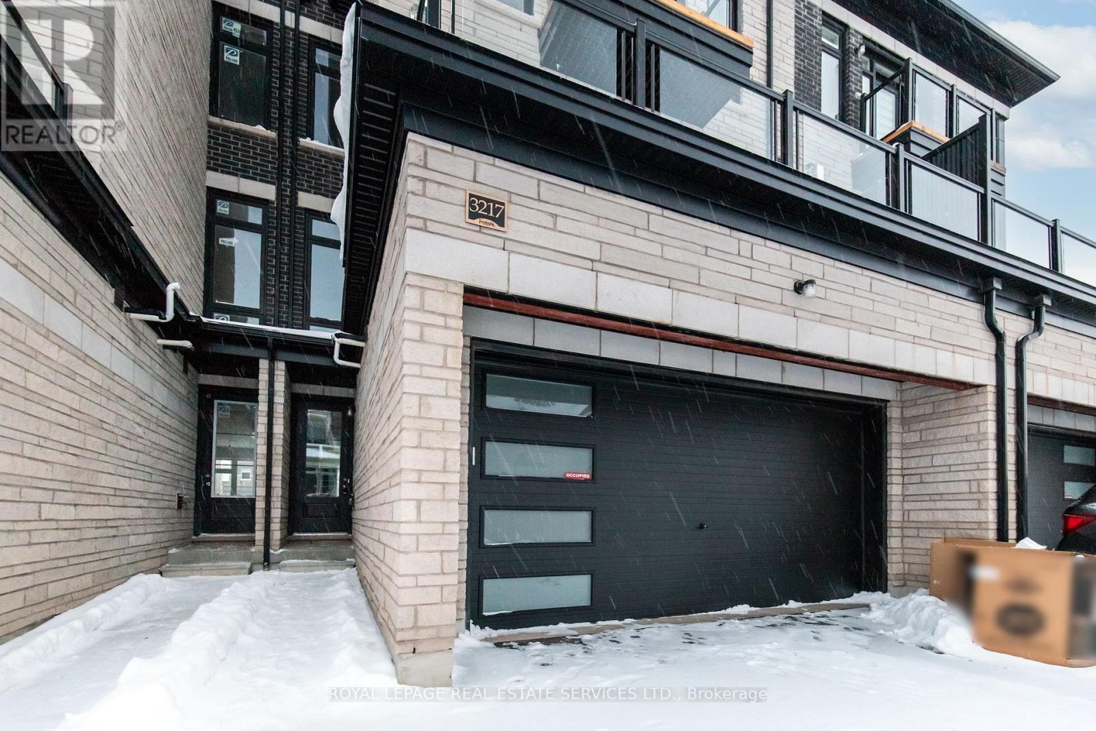 Unit 2 - 3217 Sixth Line, Oakville, Ontario  L6H 0V8 - Photo 2 - W12711128