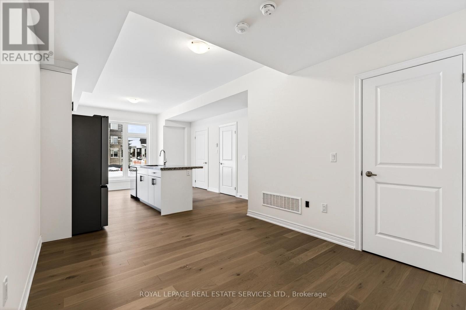 Unit 2 - 3217 Sixth Line, Oakville, Ontario  L6H 0V8 - Photo 5 - W12711128