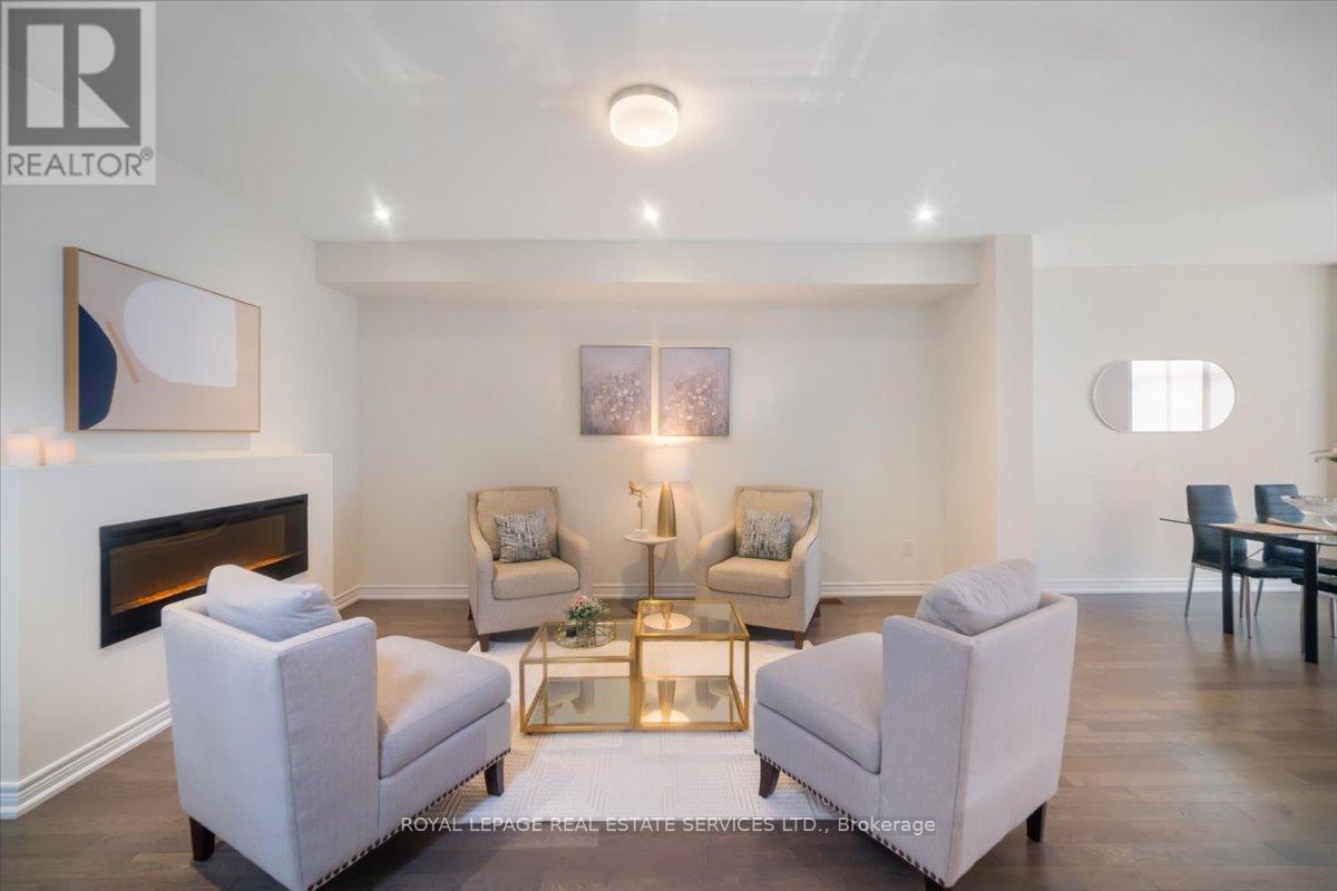 1365 Farmstead Drive, Milton, Ontario  L9E 1K4 - Photo 15 - W12711152